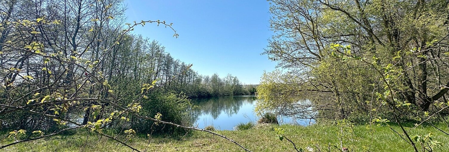 Terrain  24437 m² à vendre à Gron (89100)