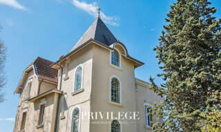 Maison 8 Pièces 250 m² à vendre à Caluire-et-Cuire (69300)