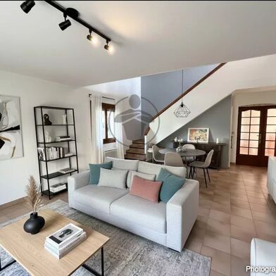 Maison 5 pièces 399000 €