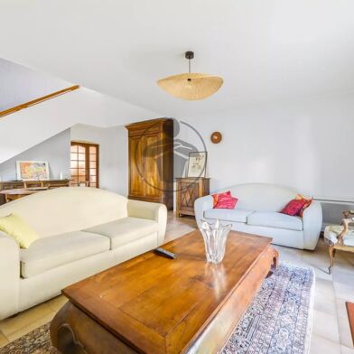 Maison 5 pièces 399000 €