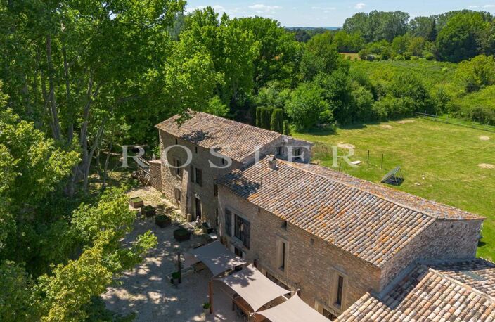 Vente - Pernes-Les-Fontaines - Authentique mas du XVIIIᵉ entière — photo 4