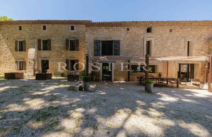 Vente - Pernes-Les-Fontaines - Authentique mas du XVIIIᵉ entière — photo 5