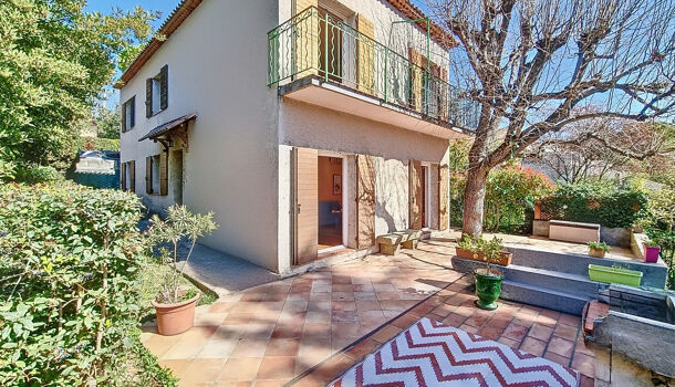 Villa / Maison 9 pièces  à vendre Aix-en-Provence 13100