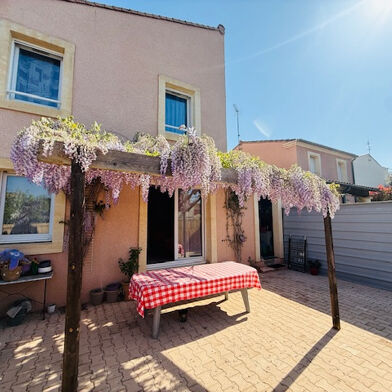 Maison 5 pièces 399000 €