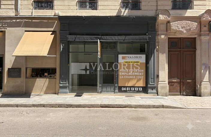 LOCAL COMMERCIAL à LOUER — photo 2