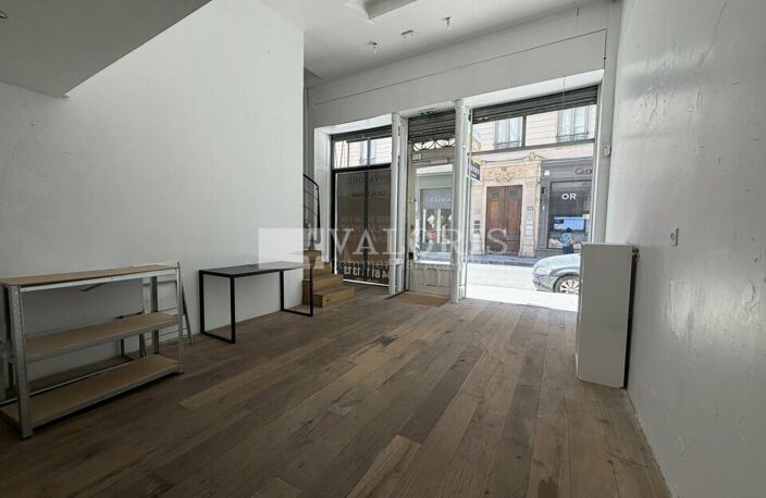 LOCAL COMMERCIAL à LOUER — photo 3
