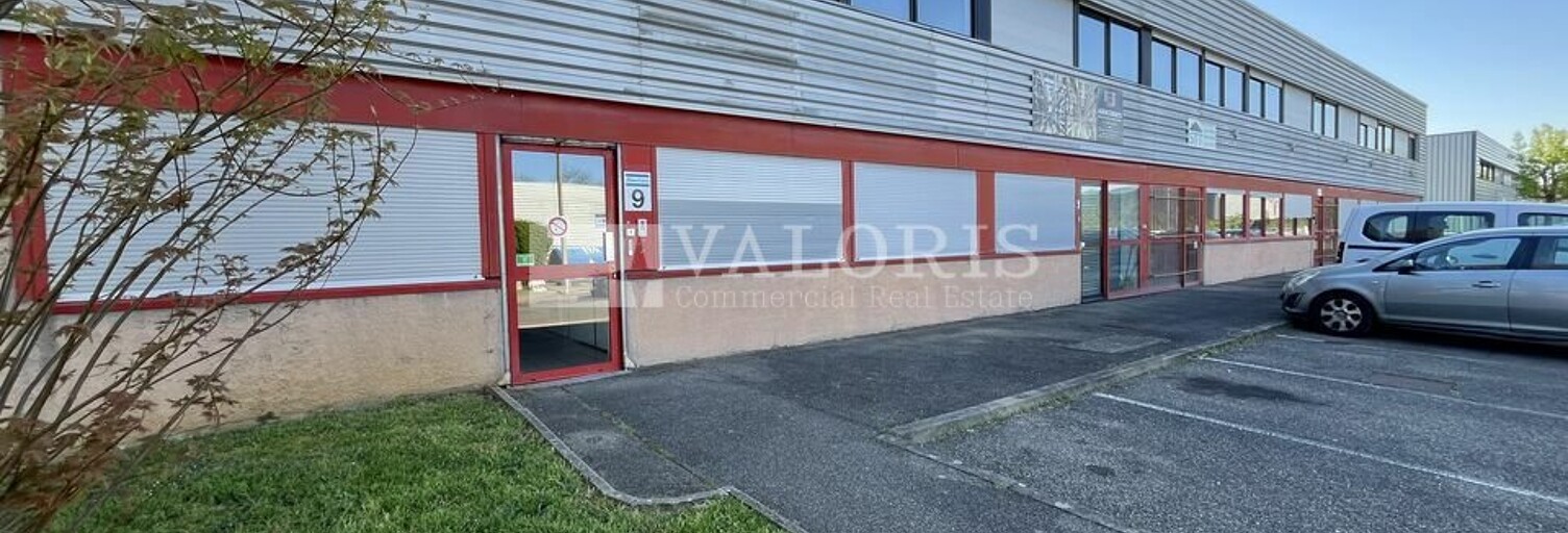 Commerce  718 m² à louer à Vaulx-en-Velin (69120)