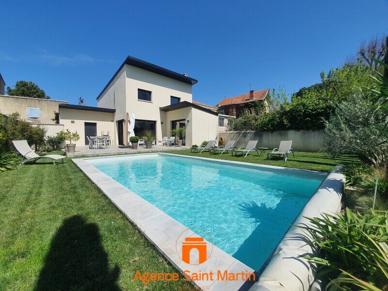 Villa / Maison  T5 à vendre Montélimar 26200