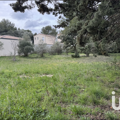 Terrain  235000 €