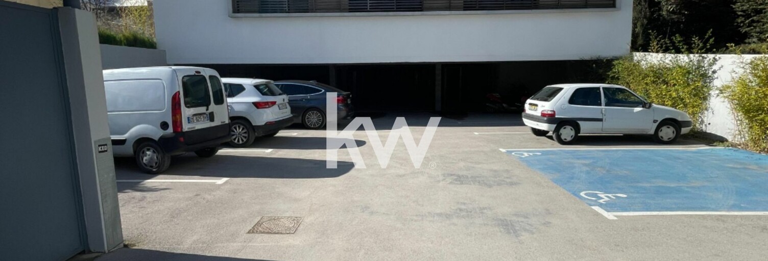 Bureau 17 Pièces 275 m² à vendre à Ganges (34190)