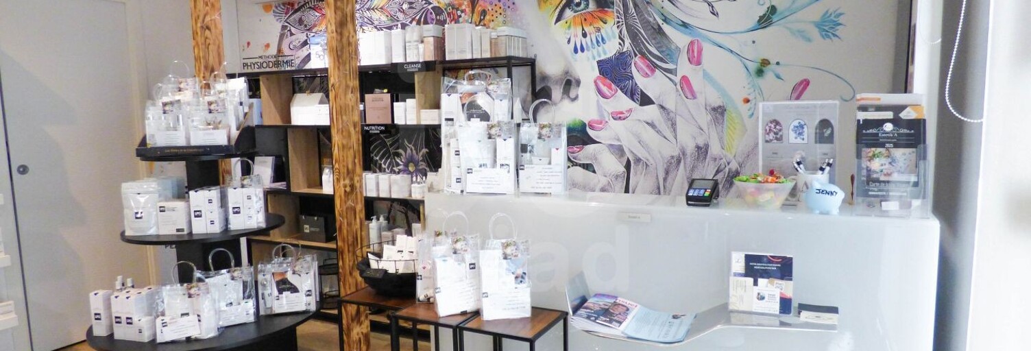 Commerce  100 m² à vendre à Fayence (83440)