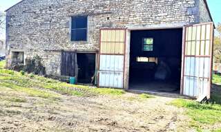 Maison 1 Pièce 170 m² à vendre à Saint-Coutant-le-Grand (17430)