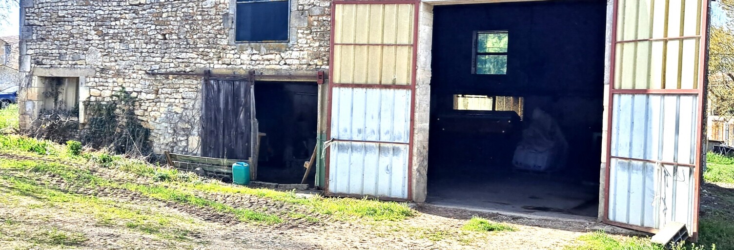 Maison 1 Pièce 170 m² à vendre à Saint-Coutant-le-Grand (17430)