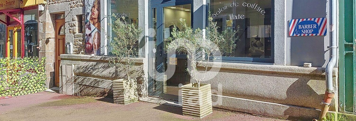 Commerce  74 m² à vendre à Villedieu-les-Poêles-Rouffigny (50800)