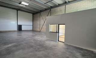 Commerce  235 m² à louer à Cambronne-lès-Ribécourt (60170)