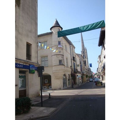 Appartement 3 pièces 495 €