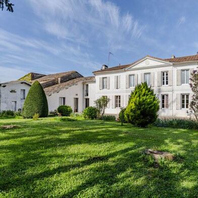 Maison 9 pièces 317700 €