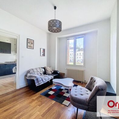 Appartement 2 pièces 349 €