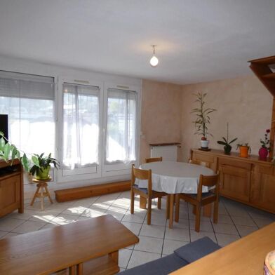 Appartement 3 pièces 235000 €