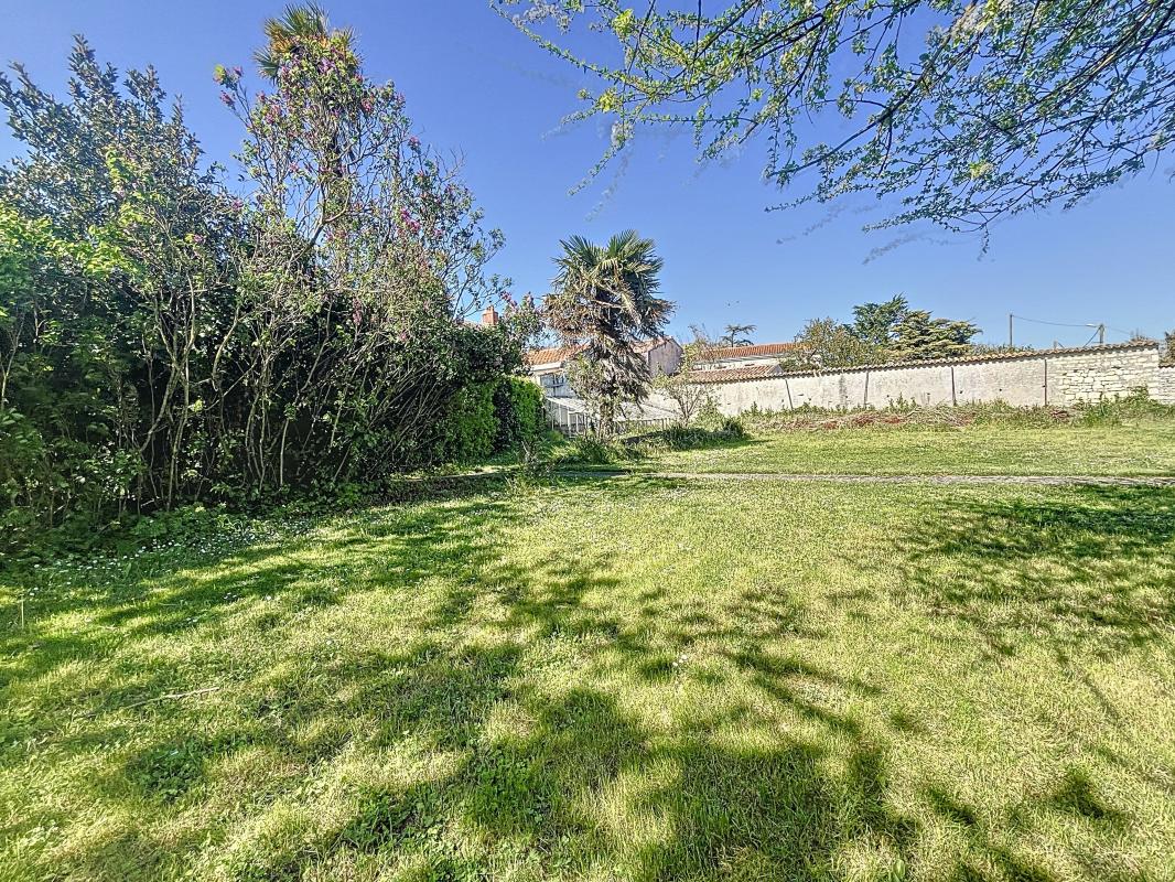 Terrain  à vendre Nieul-sur-Mer 17137