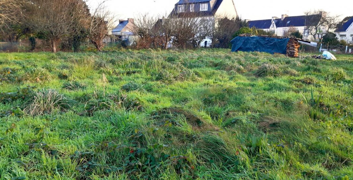 Terrain constructible d'env. 1000 m2, commodités à pied — photo 1