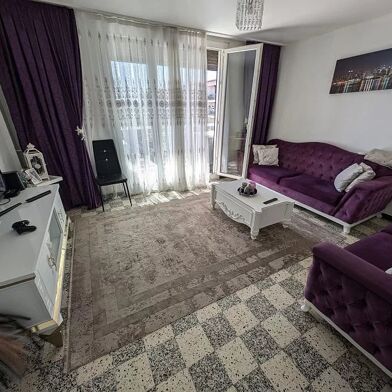 Appartement 3 pièces 136500 €