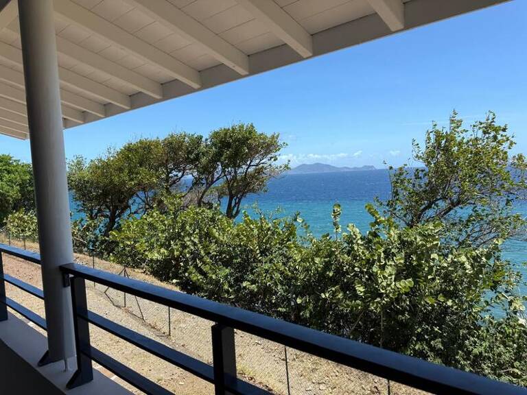 A VENDRE: Appartement T4 Duplex face à la mer à Vieux Fort — photo 1