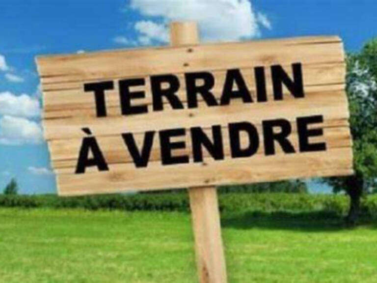 A VENDRE : Terrain 643m² en lotissement — photo 1