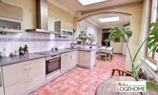 Maison 12 Pièces 186 m² à vendre à Lille (59800)