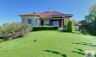 Maison 5 Pièces 104 m² à vendre à Larche (19600)