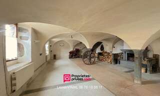 Maison 6 Pièces 300 m² à vendre à Ceyssat (63210)