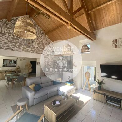 Maison 8 pièces 447200 €