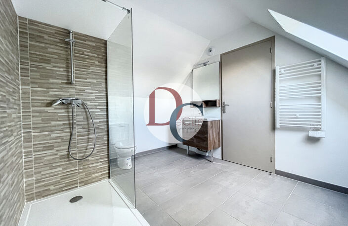 Appartement en duplex réhabilité - 3/4 pièces — photo 5