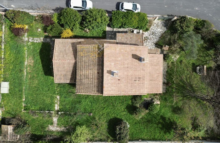 Maison T6 de 158m2 sur une parcelle dominante de 945m2 — photo 2