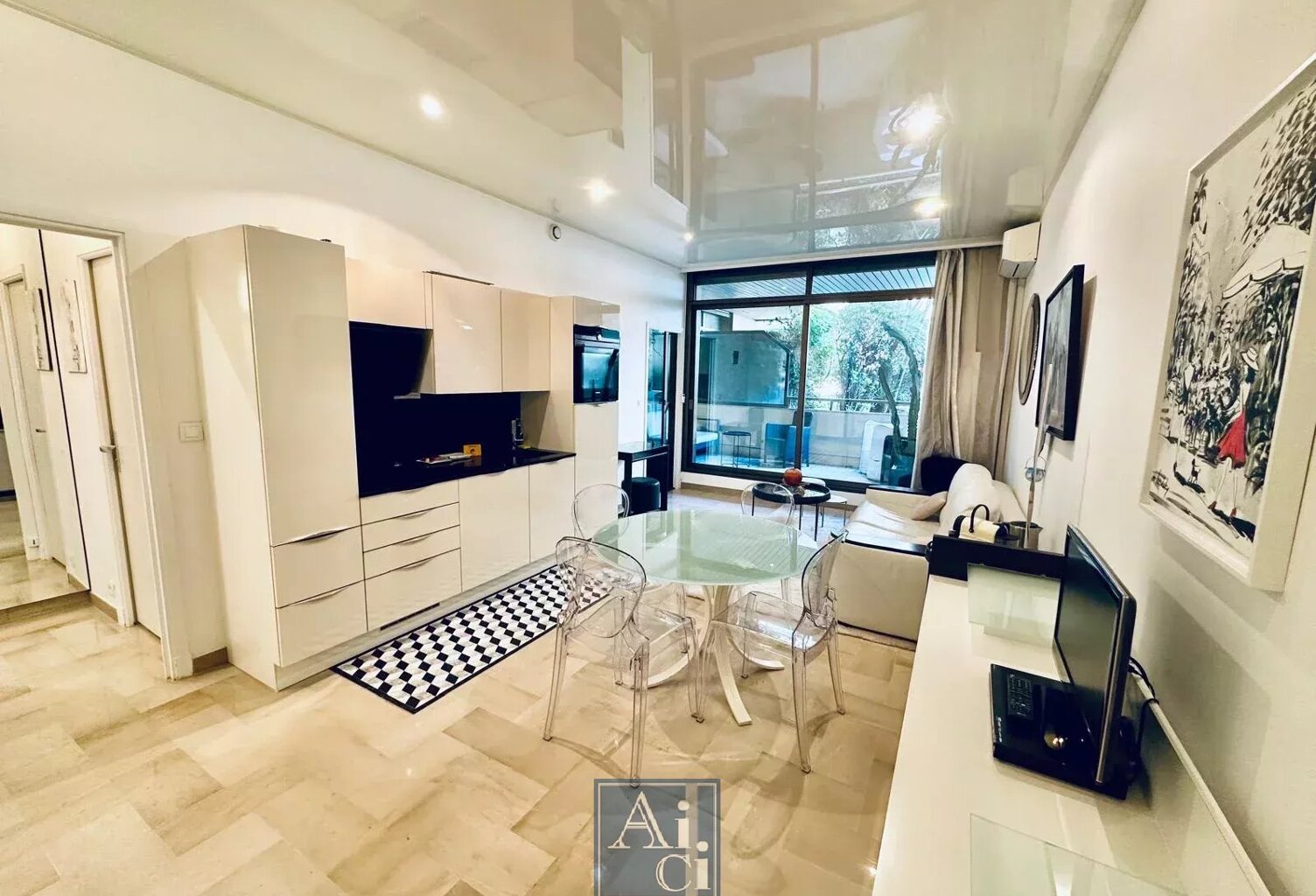 Cannes Gray d'Albion 2 pièces Terrasse — photo 1