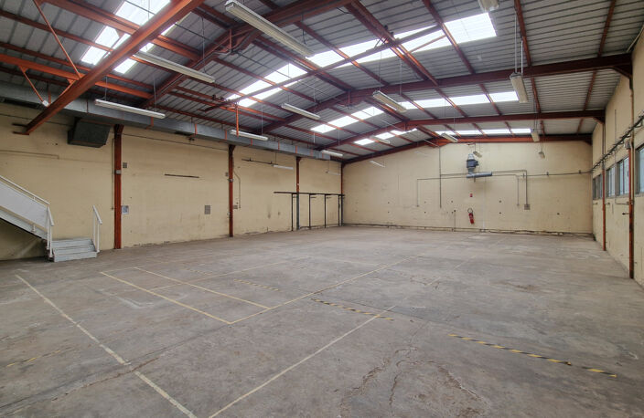 PLAN DES QUATRE SEIGNEURS - Local d'activités 625 m2 — photo 2