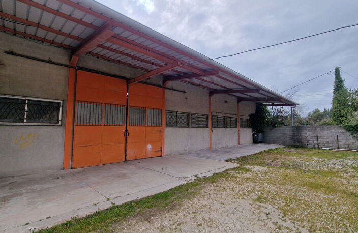 PLAN DES QUATRE SEIGNEURS - Local d'activités 625 m2 — photo 3