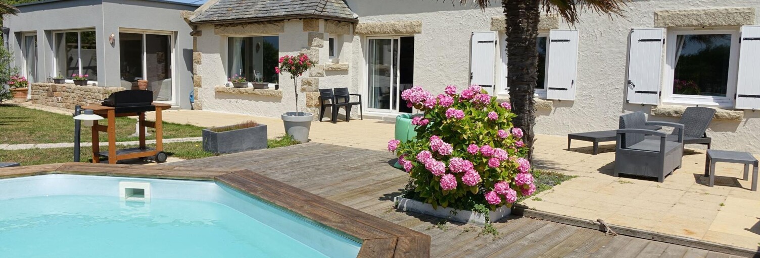 Maison 9 Pièces 214 m² à vendre à Santec (29250)