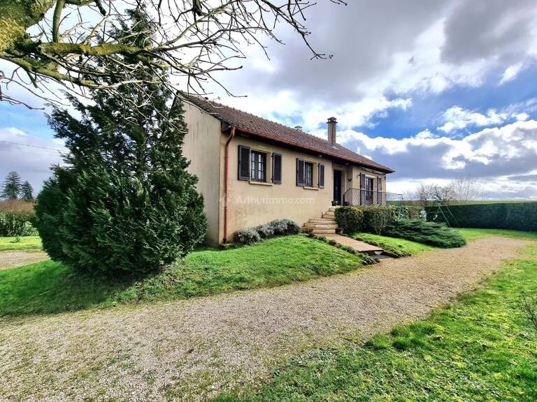 Pavillon sur sous-sol — photo 1