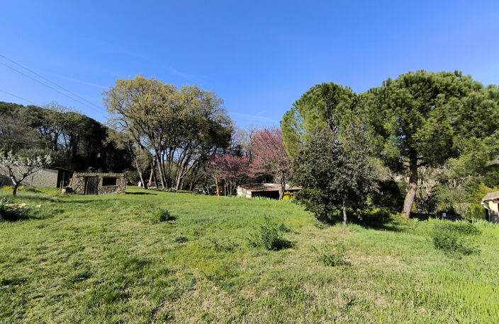 A 12 mn au nord d'Uzès 2 Beaux terrains à bâtir éligible au — photo 3