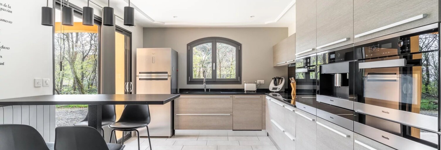 Maison 6 Pièces 137 m² à vendre à Saint-Bernard (01600)