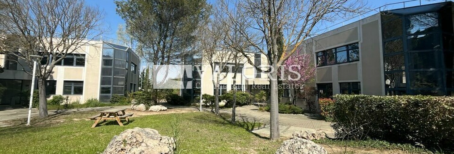 Bureau  1542 m² à louer à Aix-en-Provence (13290)