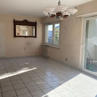 Appartement 4 pièces 105000 €