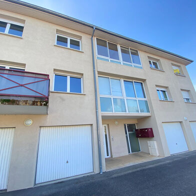 Appartement 5 pièces 166400 €