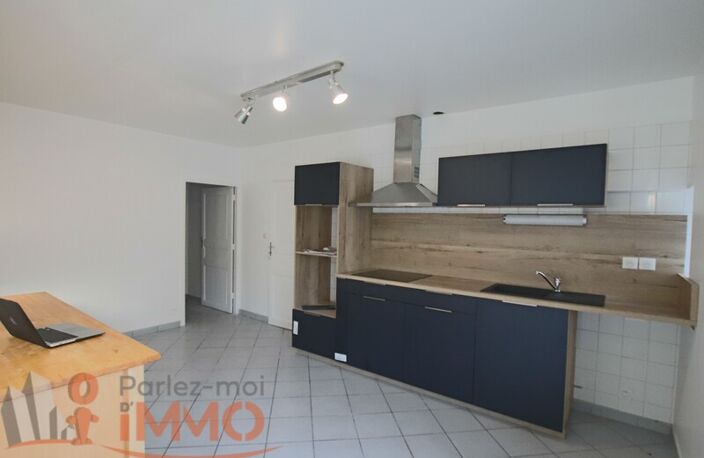 Villa — photo 2