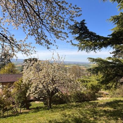 Maison 9 pièces 549000 €