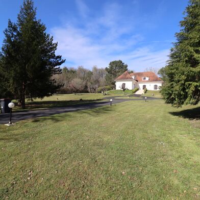 Maison 6 pièces 799000 €