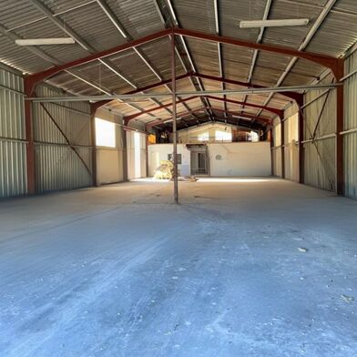 Commerce  930000 €