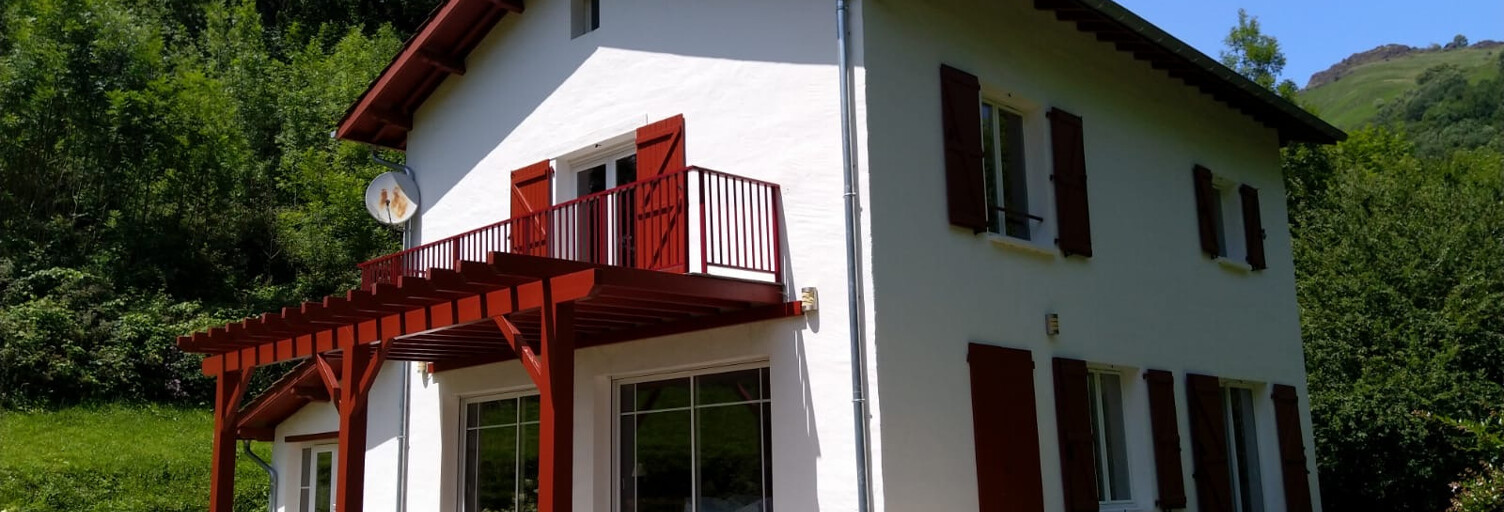 Maison 5 Pièces 154 m² à vendre à Estérençuby (64220)