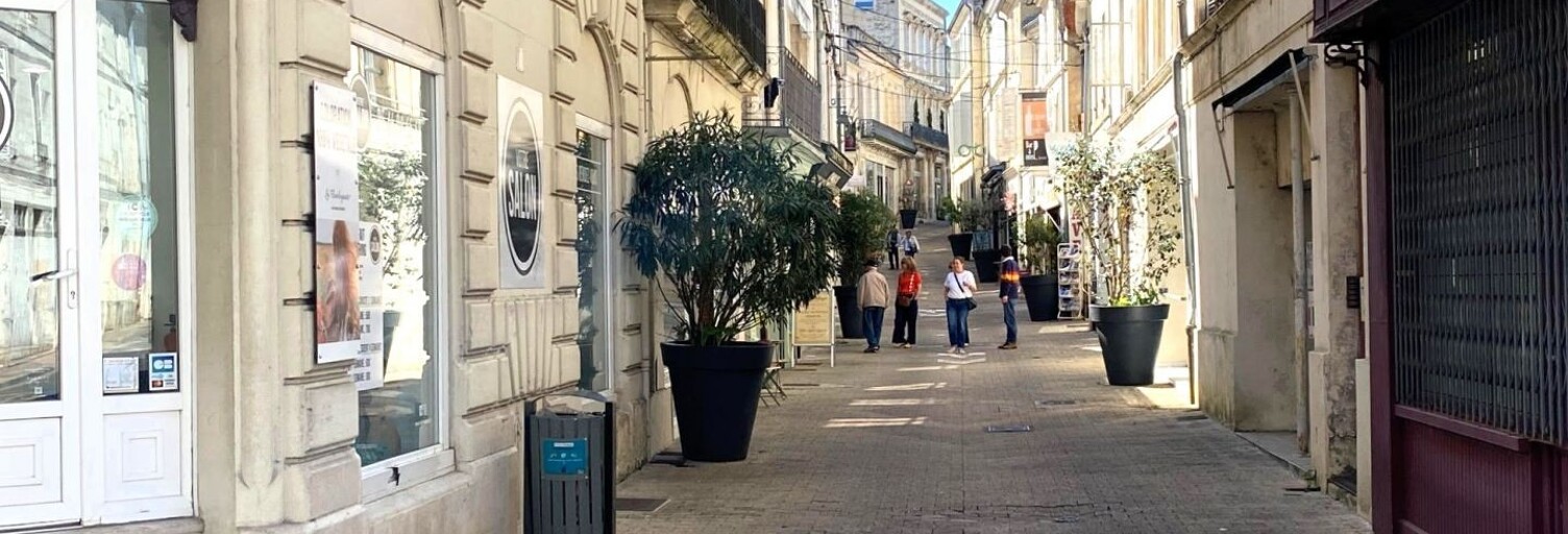 Commerce  166 m² à vendre à Jonzac (17500)